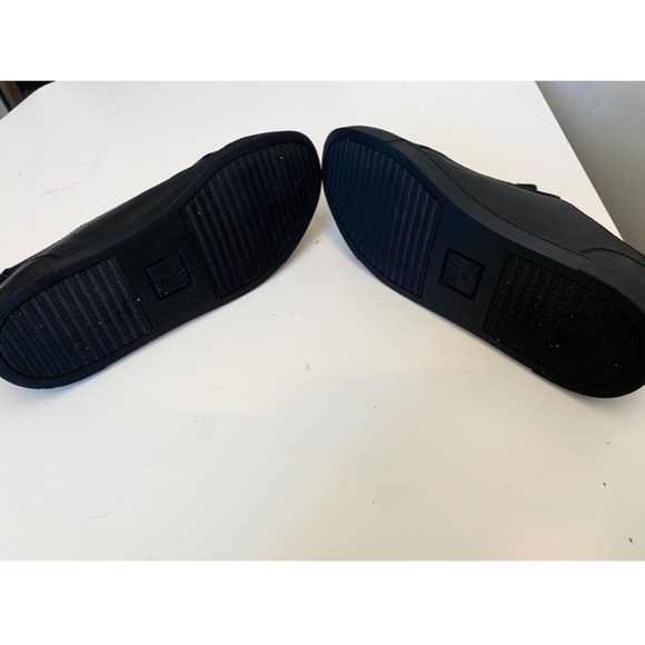 Frye Gemma all-black leather sneakers. - Picture 4 of 7